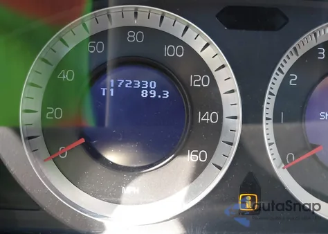 2010 Volvo Xc70 3.2 z USA, uszkodzony, nr VIN YV4960BZ7A1081055